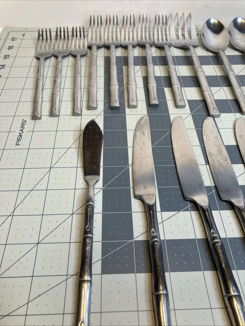 Hampton Silversmiths Bamboo Flatware Lot of 23 Spoon Fork Dinner Salad Knife